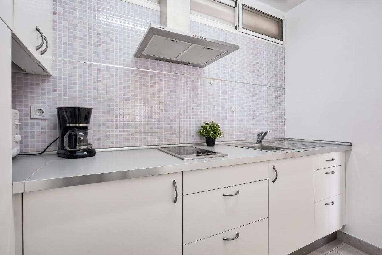 פואנגירולה Sur Suites Perla 6 מראה חיצוני תמונה
